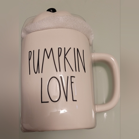 Rae Dunn PUMPKIN LOVE Off-white 16oz Ceramic Mug w/ Pumpkin Topper - Picture 2 of 3